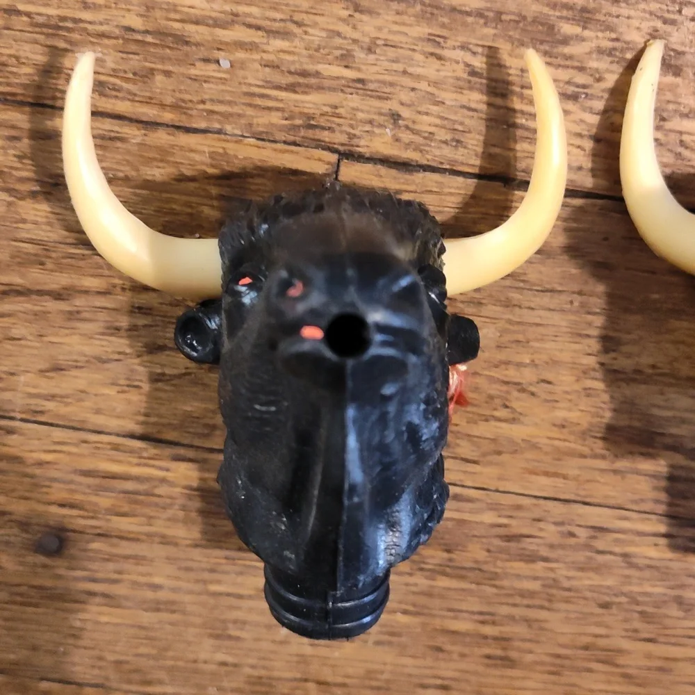 Lot Of vintage plastic bull head bottle pourer and stopper